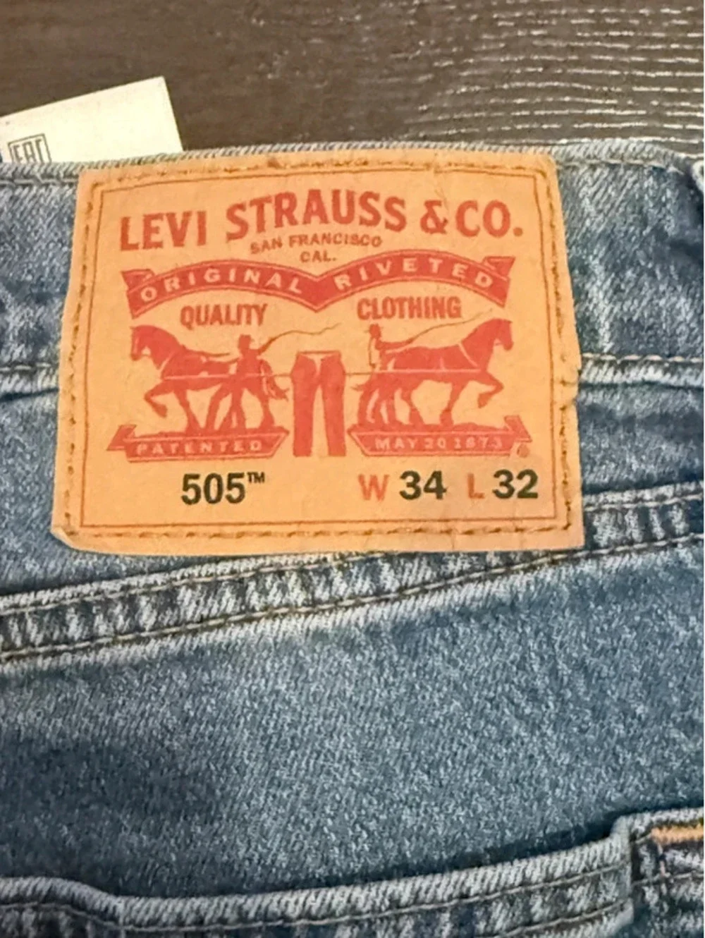 Levi’s 505 Regular Fit Men’s Jeans 34x32 215